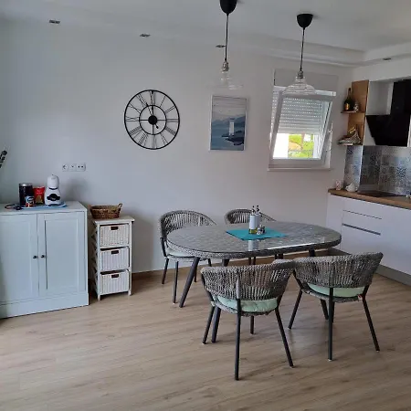 Marbel Apartment Promajna